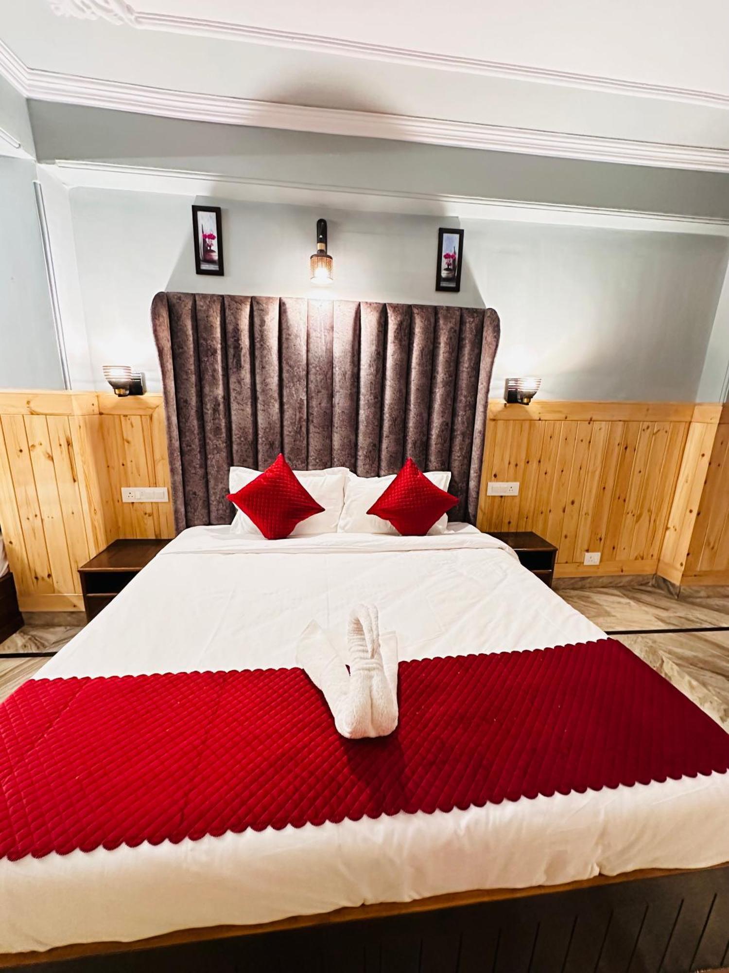 Hotel Avalanche Shimla Ngoại thất bức ảnh