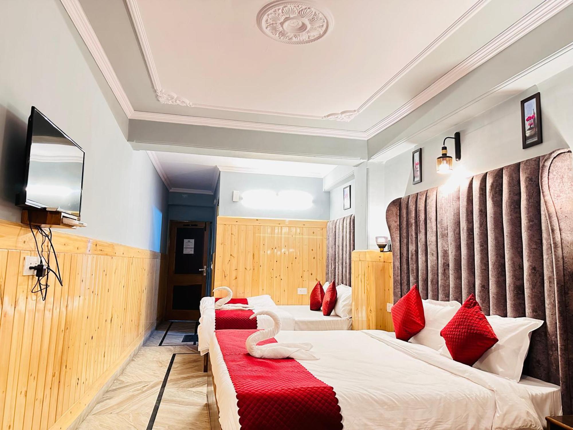 Hotel Avalanche Shimla Ngoại thất bức ảnh