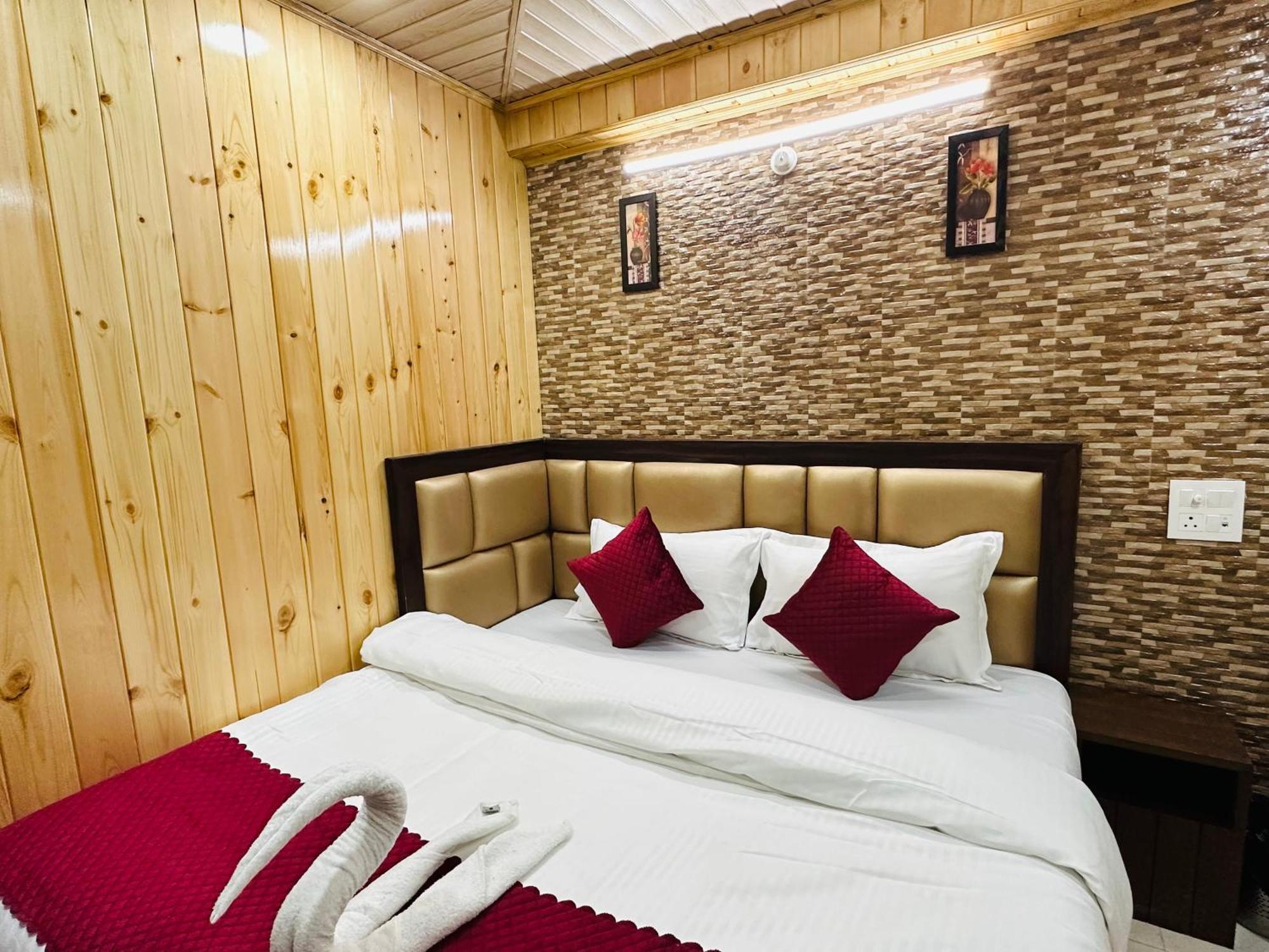 Hotel Avalanche Shimla Ngoại thất bức ảnh
